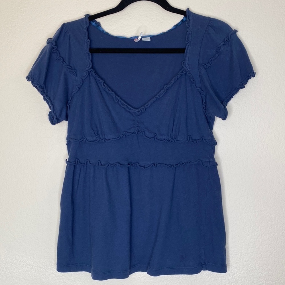 Anthropologie ric rac top cotton navy ruffles medium.
